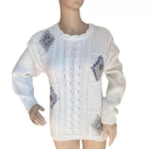 VINTAGE 80s SHENANIGANS Women’s White Sweater Hand Knitted Flower Design Small
